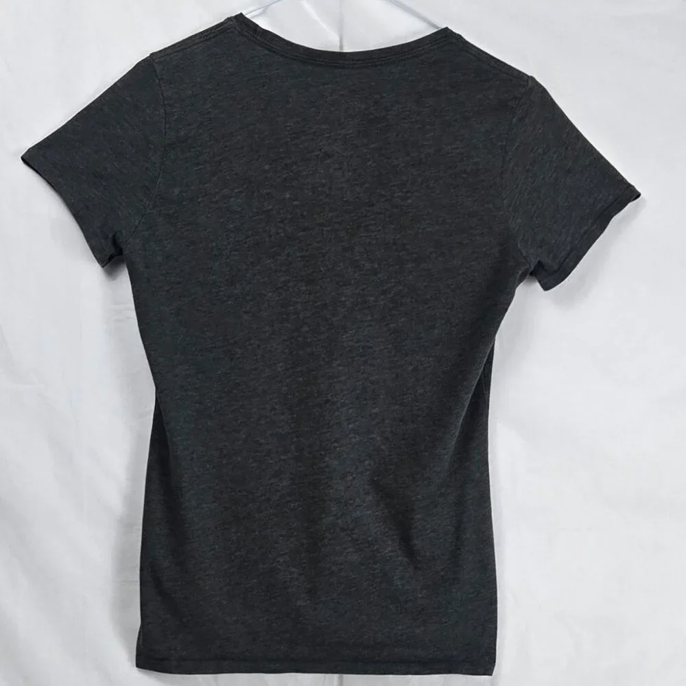 The North Face Womens Grey Logo T Shirt Small Standard Fit Outdoor Casual - Picture 6 of 8